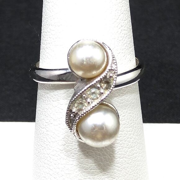 Sarah Coventry "Dawn" Faux Pearl Ring, Silver Tone, 1970s - Picture 7 of 10